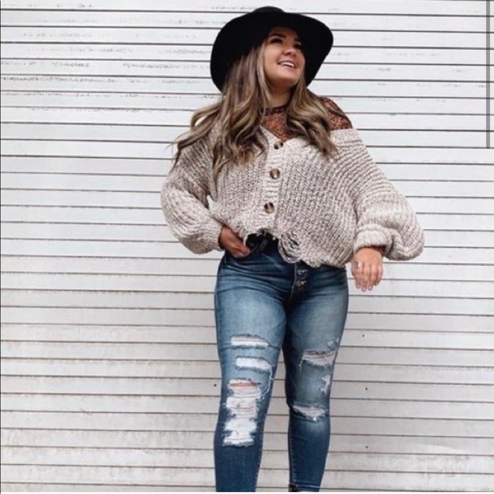 BKE distressed Sweater Cardigan